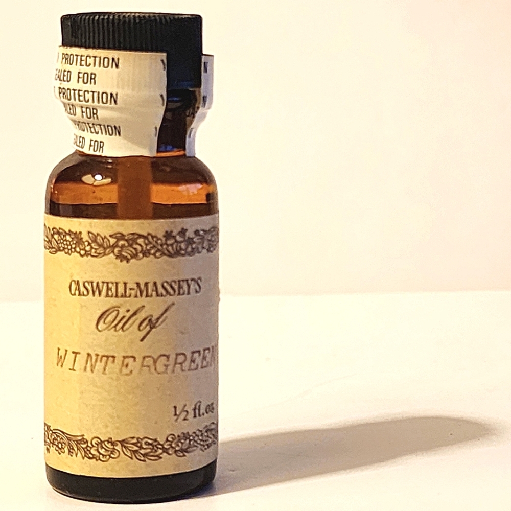 Essential Oil of Wintergreen